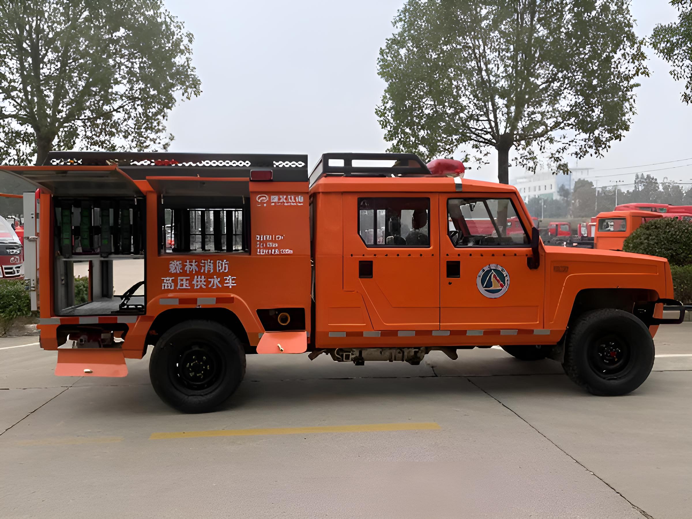 森林远程供水管线车