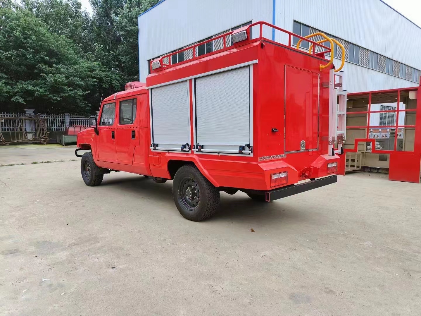 勇士双排森林装备车