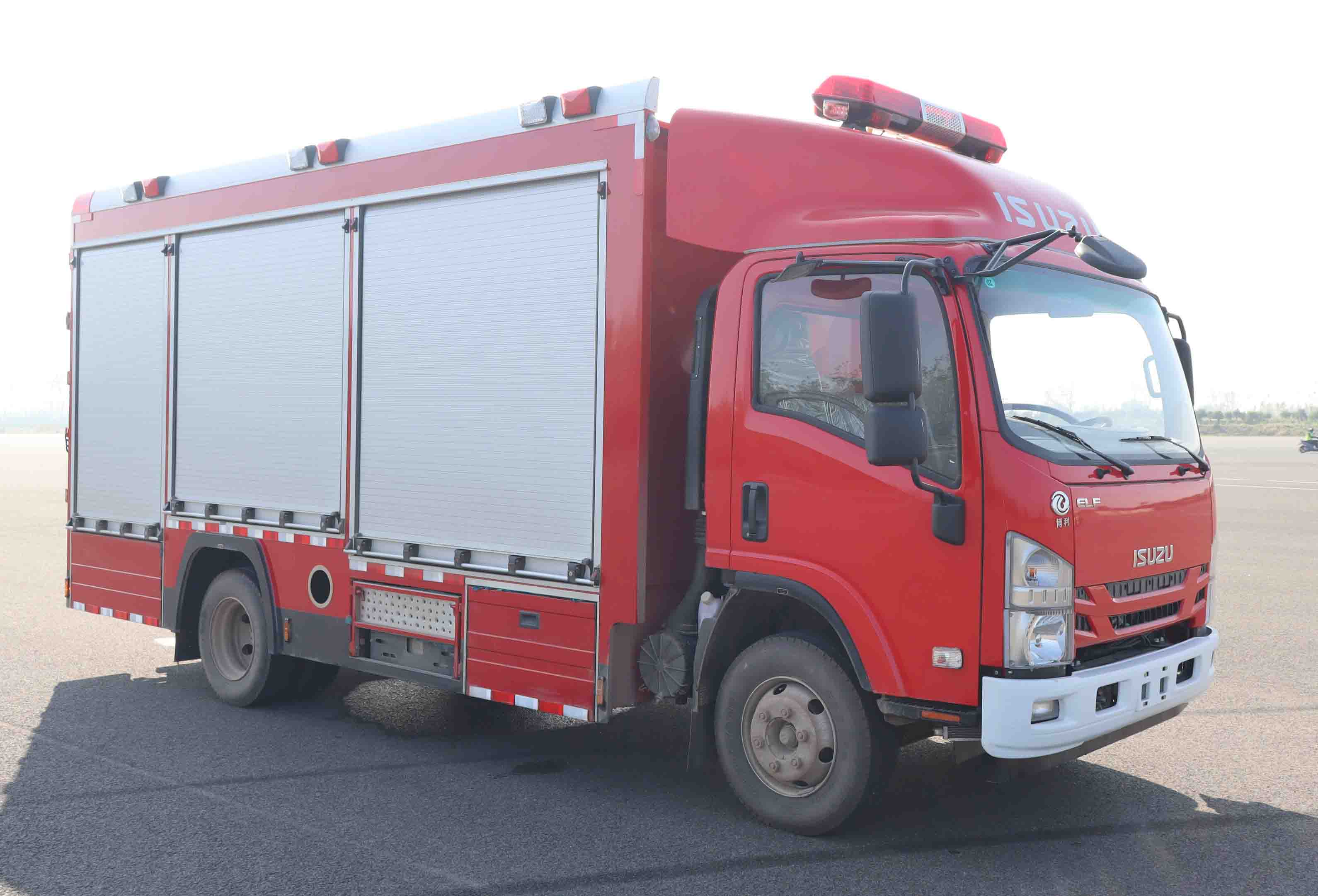 博利牌BLT5100TXFQC100/Q6型器材消防车