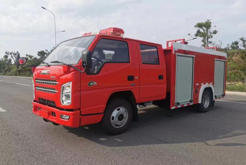 江铃2吨水罐消防车