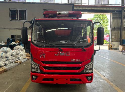 江铃3.5吨水罐消防车