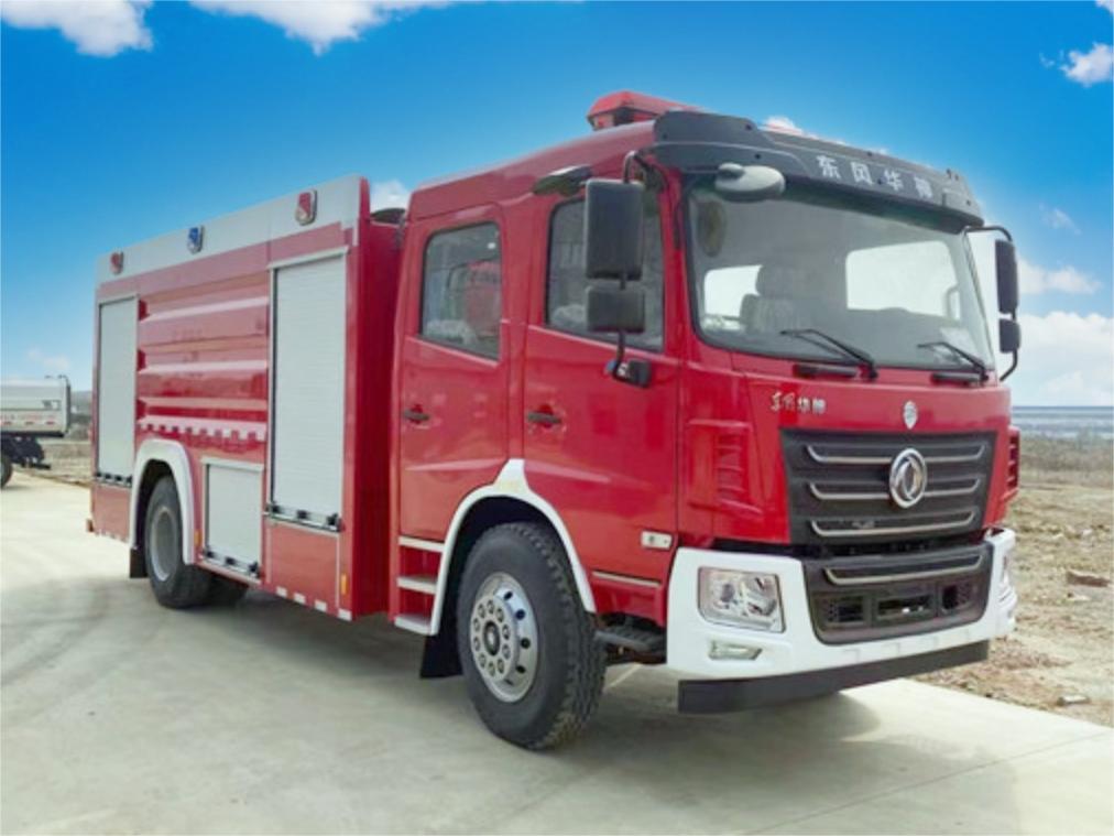 东风8吨水罐消防车