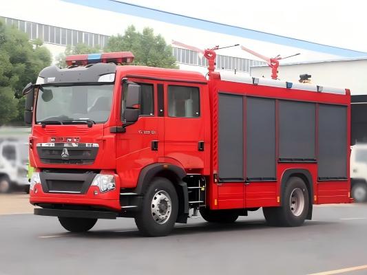 重汽4吨干粉消防车