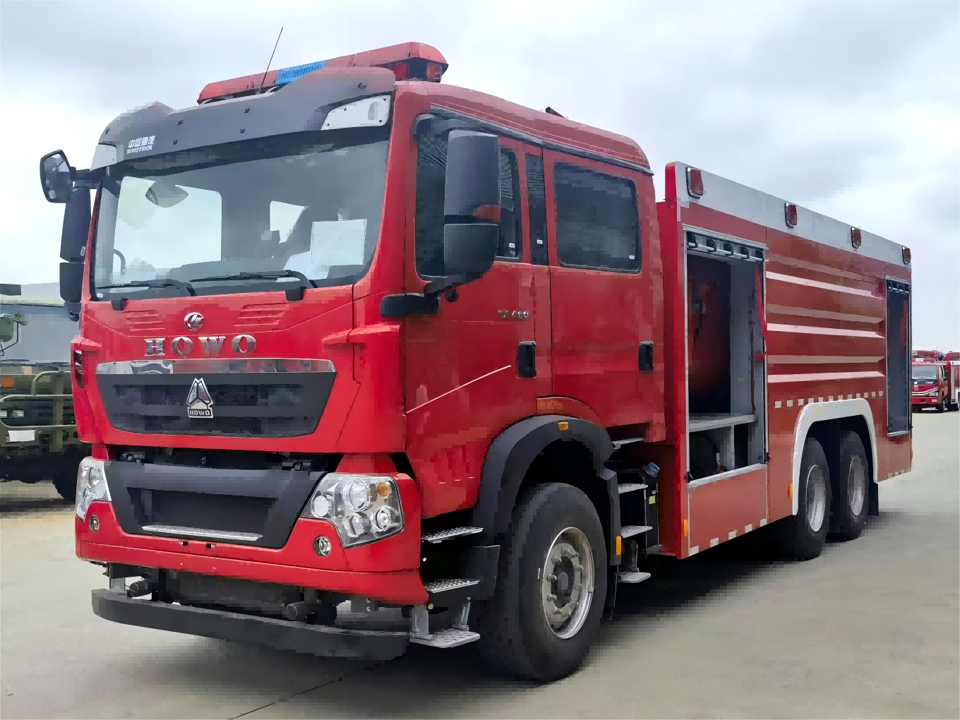 重汽12吨干粉泡沫联用消防车